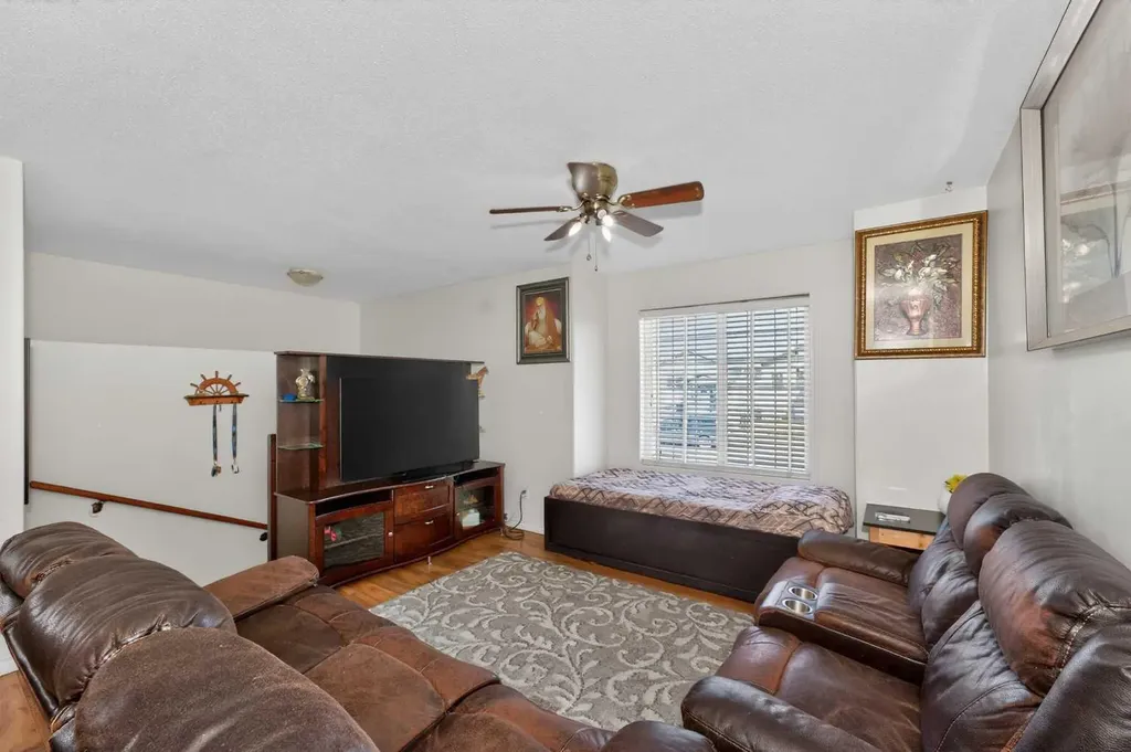 119 Taravista Drive NE Calgary AB t3j 4t2
