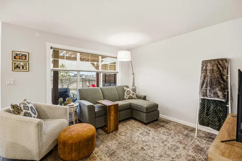 8 Springfield Boulevard Sylvan Lake AB T4S 0S5