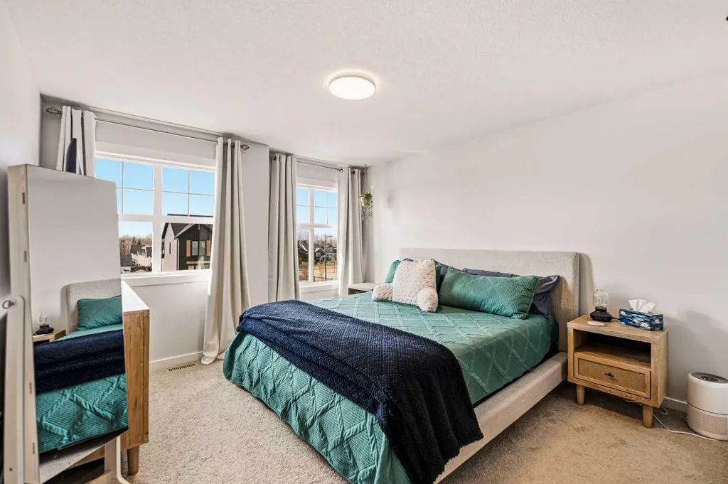8 Springfield Boulevard Sylvan Lake AB T4S 0S5
