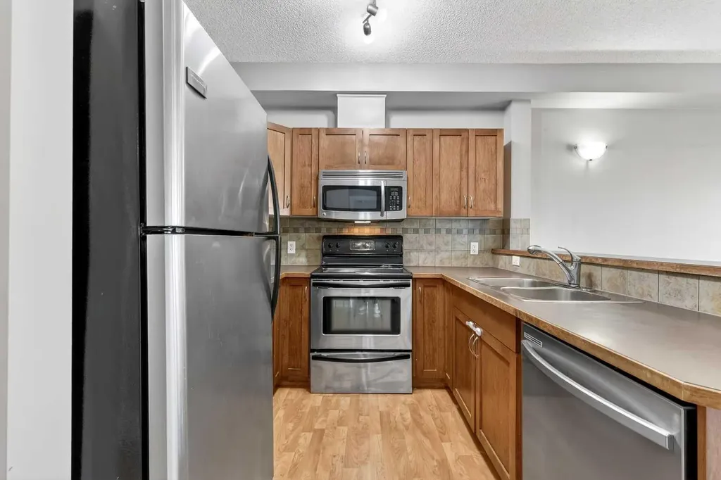 211 Aspen Stone Boulevard SW Calgary AB T3H 0K1