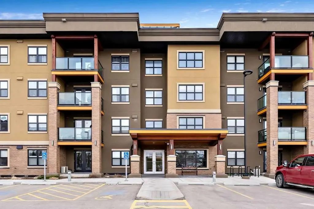 10 Market Boulevard SE Airdrie AB T4A0W8
