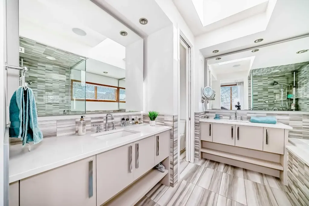 2142 28 Avenue SW Calgary AB T2t 1K5