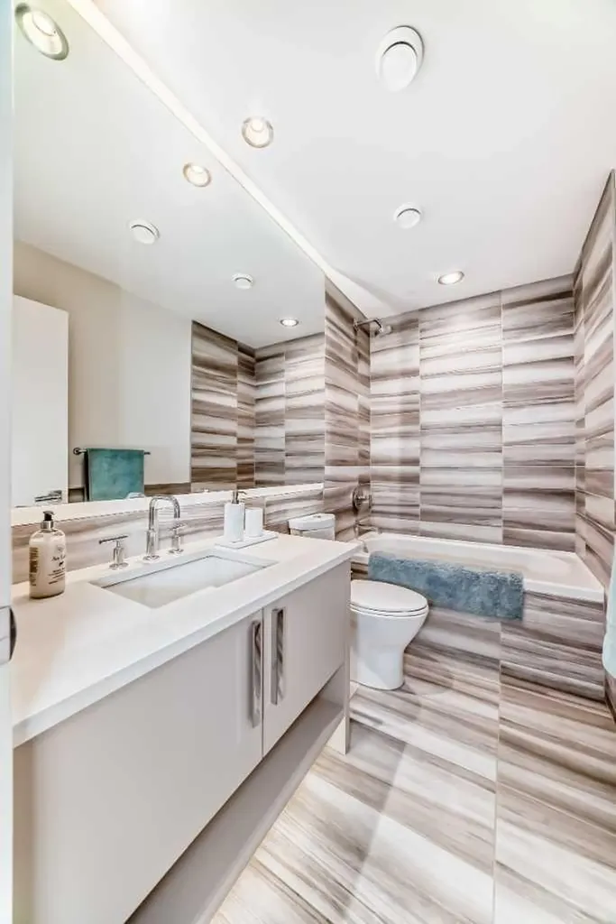 2142 28 Avenue SW Calgary AB T2t 1K5