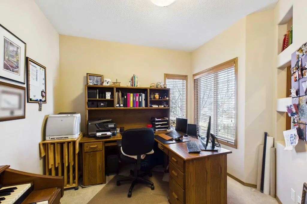 551 Tuscany Ravine Road NW Calgary AB T3L 3B1