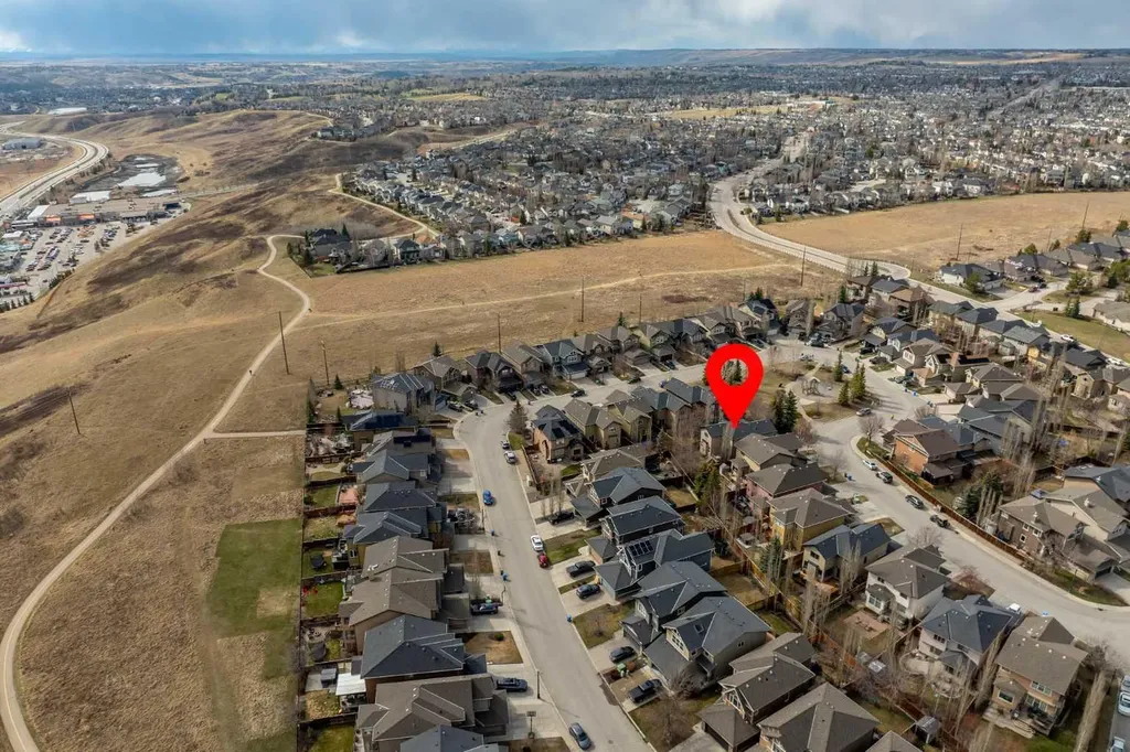 551 Tuscany Ravine Road NW Calgary AB T3L 3B1