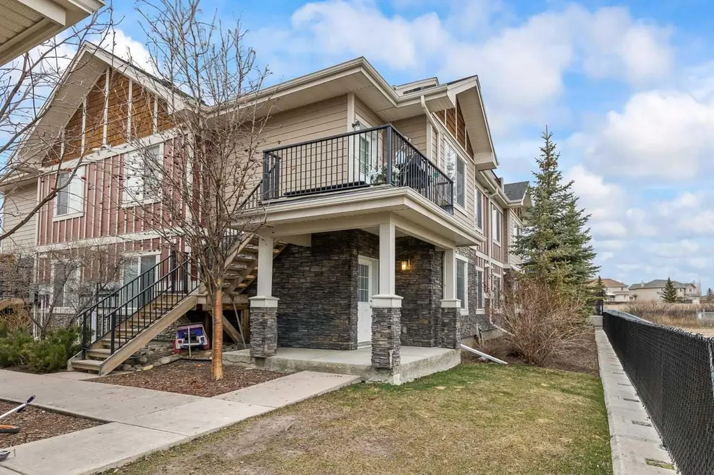 35 West Coach Manor SW Calgary AB T3H1R7