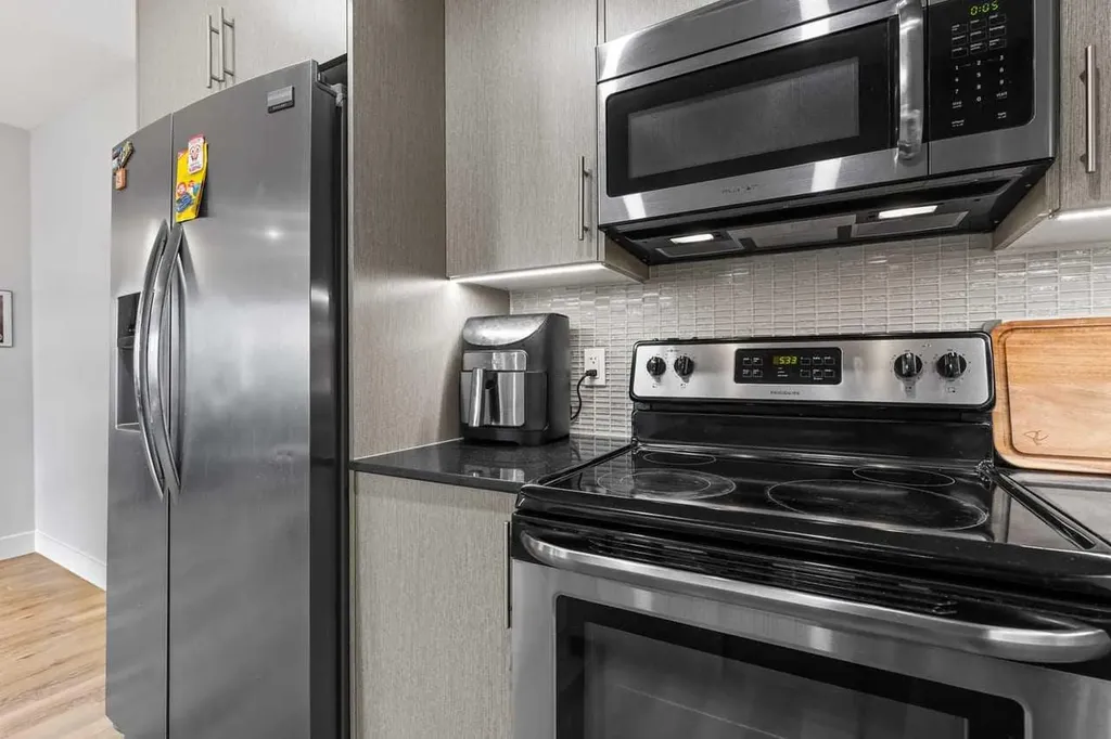 35 West Coach Manor SW Calgary AB T3H1R7