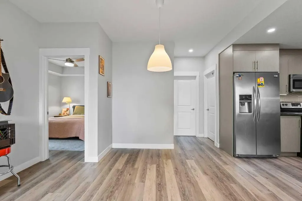 35 West Coach Manor SW Calgary AB T3H1R7