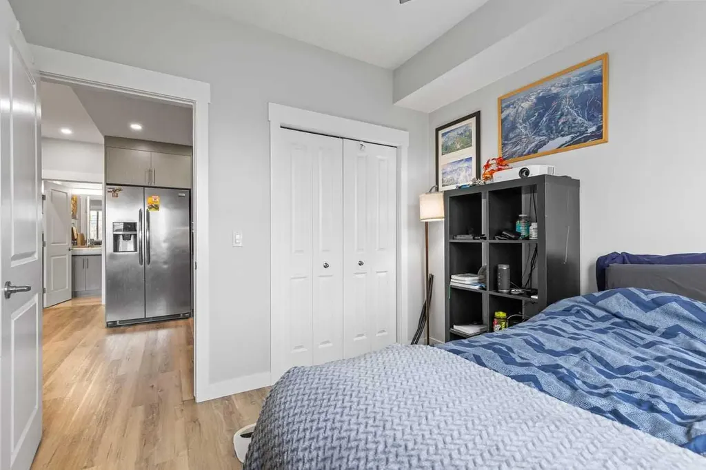 35 West Coach Manor SW Calgary AB T3H1R7