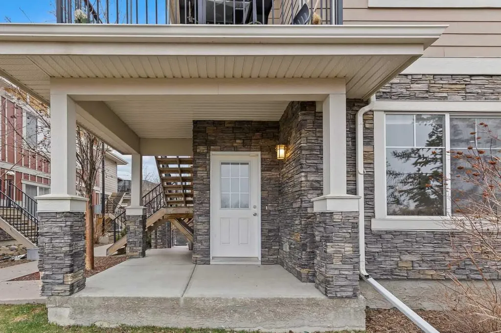 35 West Coach Manor SW Calgary AB T3H1R7