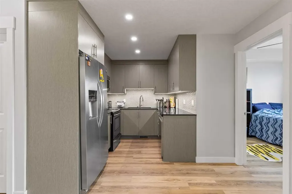 35 West Coach Manor SW Calgary AB T3H1R7