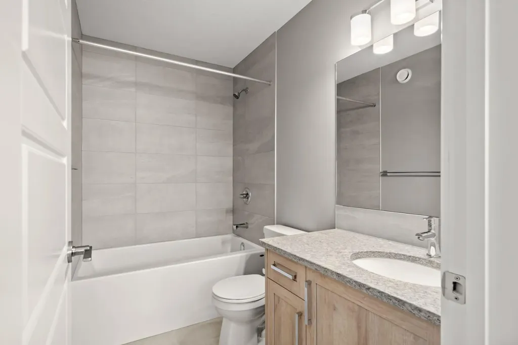 656 Sora Boulevard SE Calgary AB T3S0L6