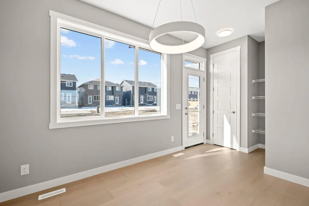 656 Sora Boulevard SE Calgary AB T3S0L6