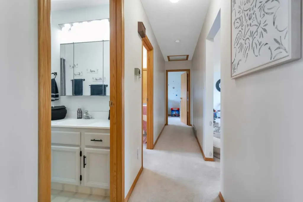 5751 55 Street Rocky Mountain House AB T4T 1J7