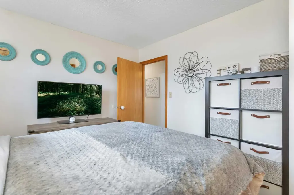 5751 55 Street Rocky Mountain House AB T4T 1J7