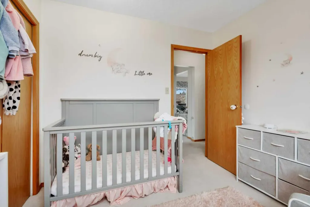 5751 55 Street Rocky Mountain House AB T4T 1J7