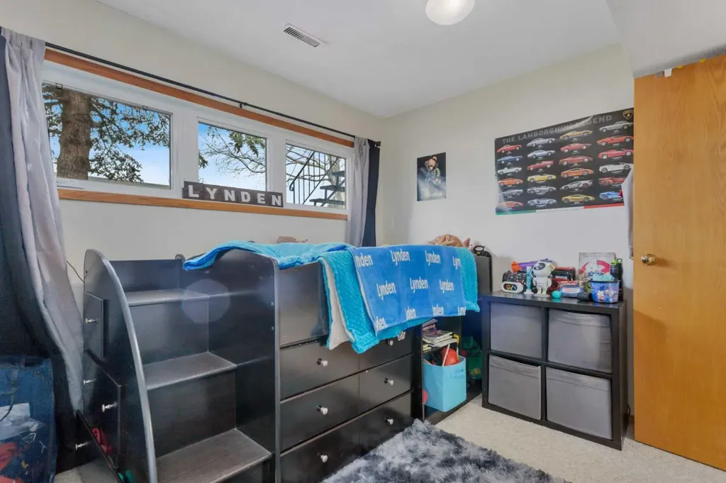 5751 55 Street Rocky Mountain House AB T4T 1J7