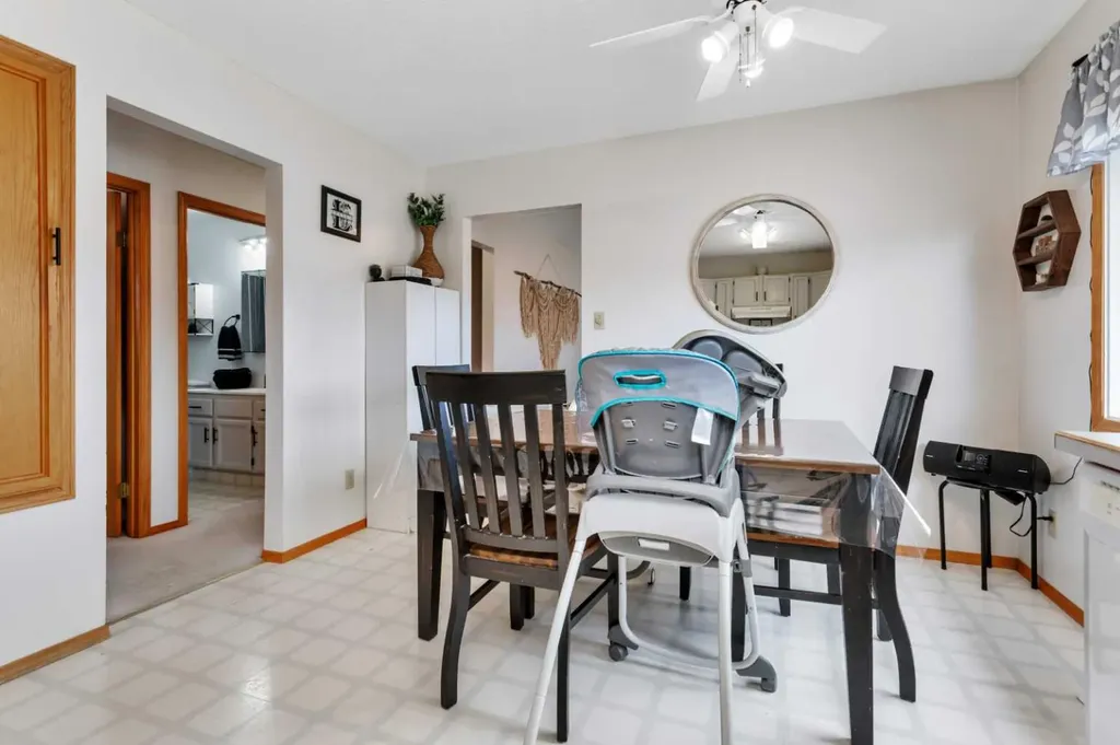 5751 55 Street Rocky Mountain House AB T4T 1J7