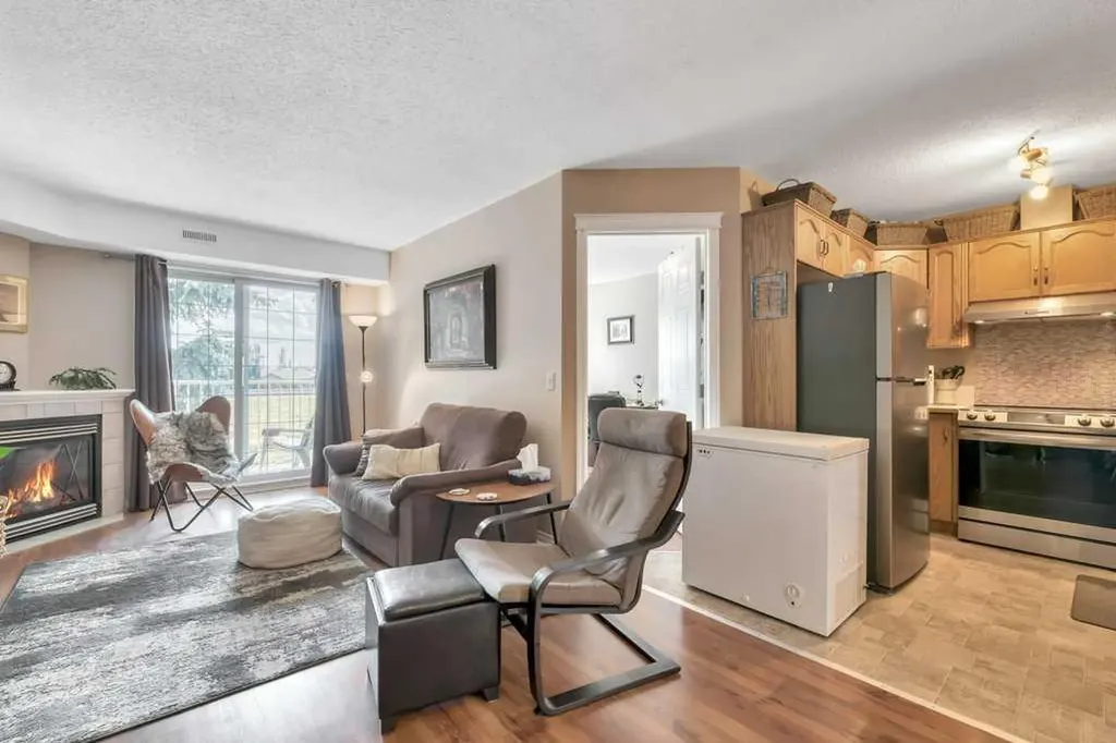 103 Strathaven Drive Strathmore AB T1P 1W3