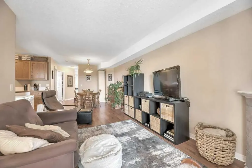 103 Strathaven Drive Strathmore AB T1P 1W3