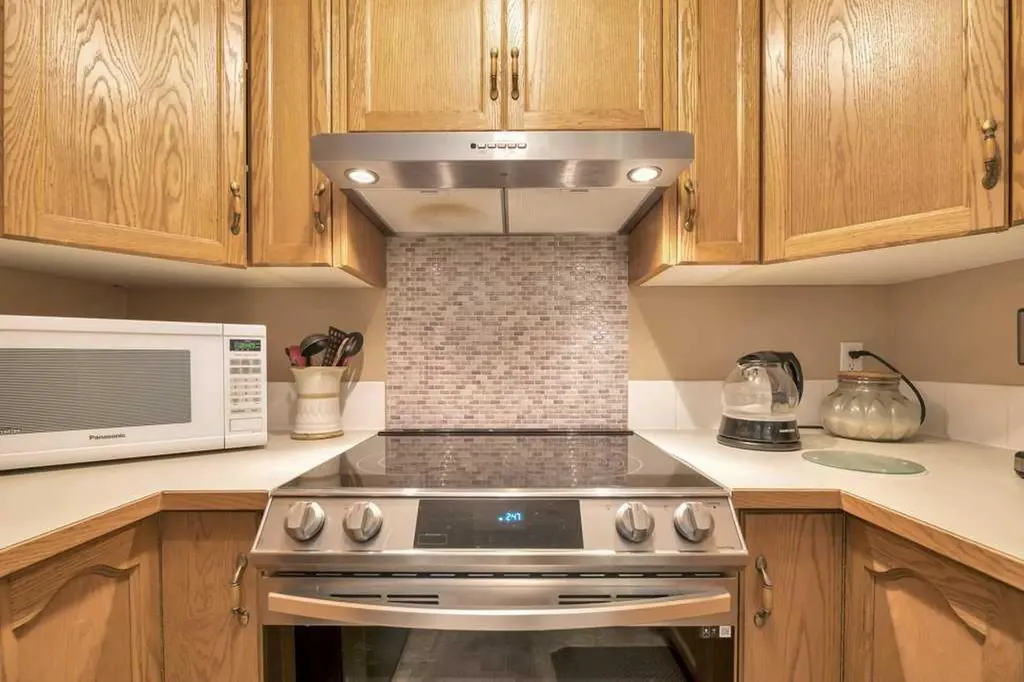103 Strathaven Drive Strathmore AB T1P 1W3