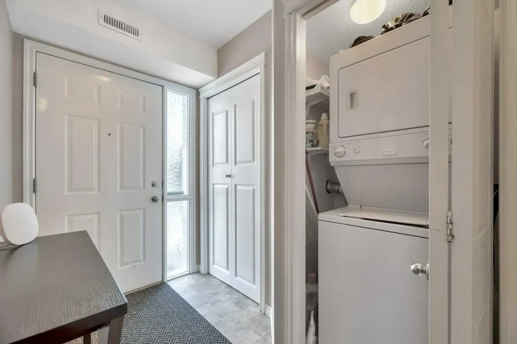 103 Strathaven Drive Strathmore AB T1P 1W3