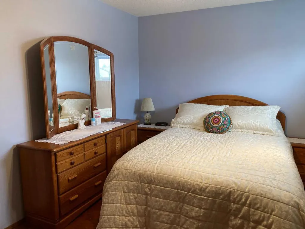 76 Martindale Close NE Calgary AB T3J 2T9