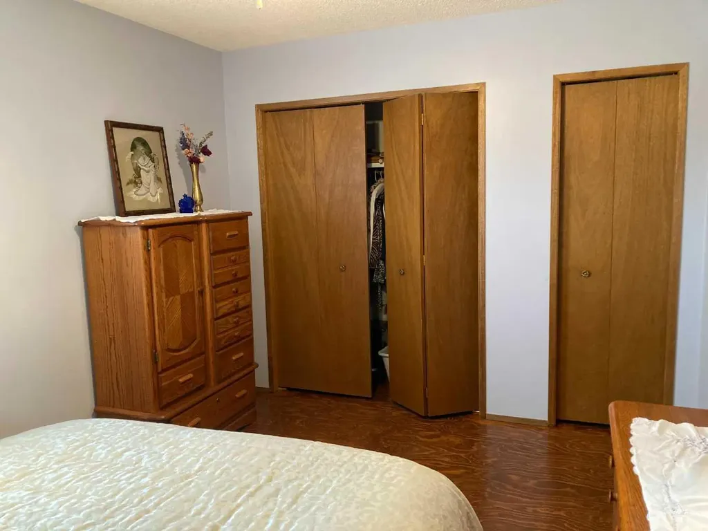 76 Martindale Close NE Calgary AB T3J 2T9