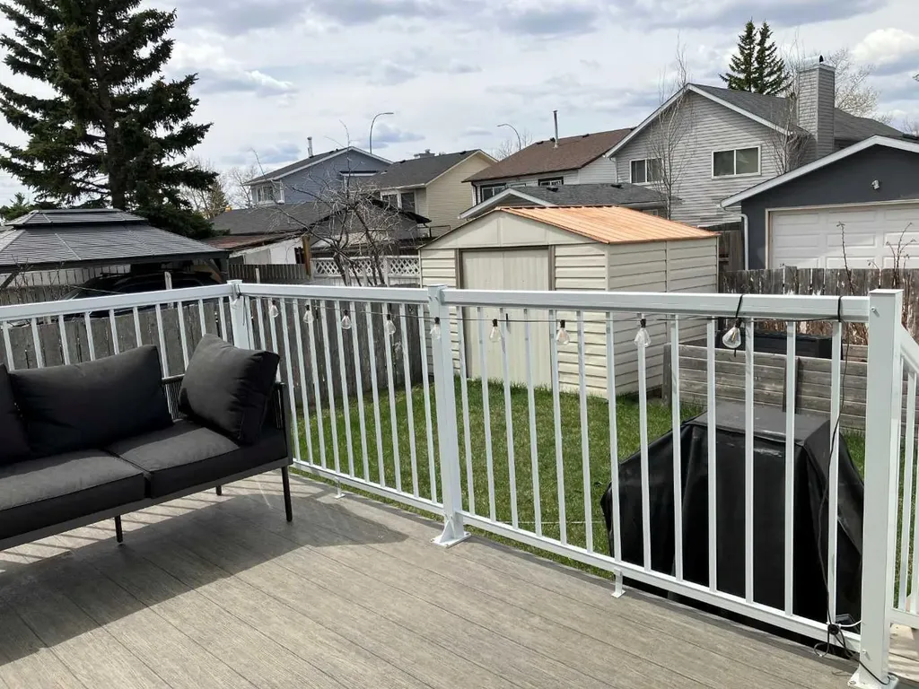 76 Martindale Close NE Calgary AB T3J 2T9