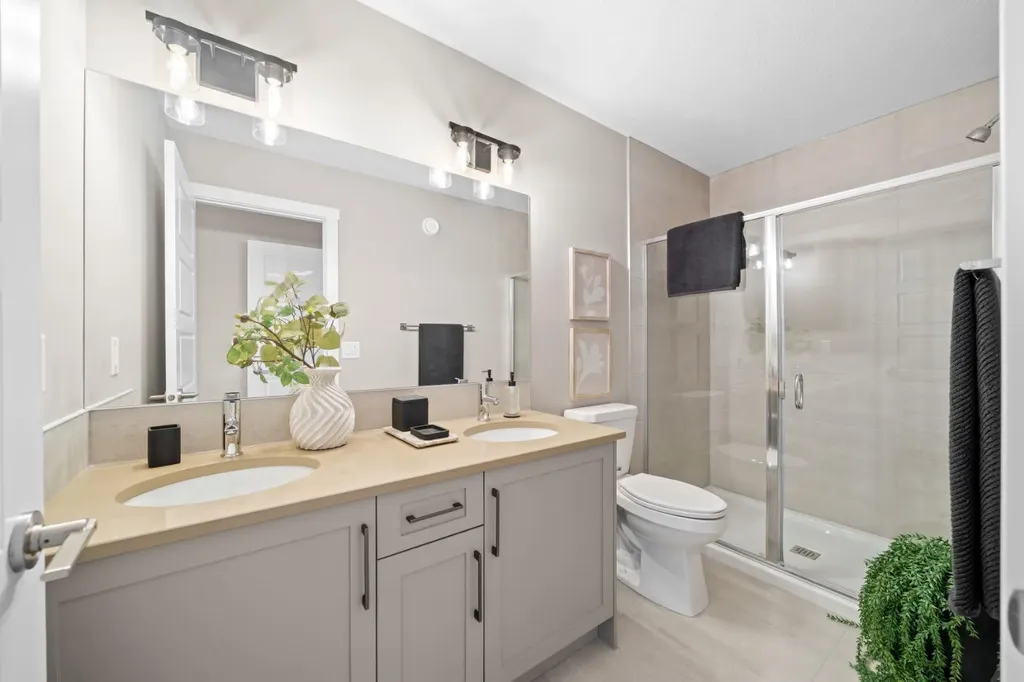 648 Sora Boulevard SE Calgary AB T3S 0L6
