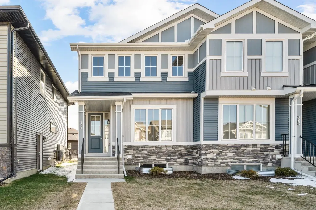 376 Sora Boulevard SE Calgary AB T3S 0M4