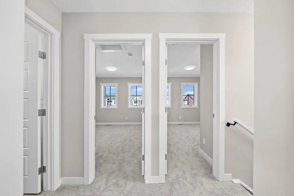 376 Sora Boulevard SE Calgary AB T3S 0M4