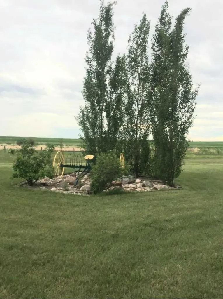 222082 Highway 817 Rural Wheatland County AB T0J 0M0