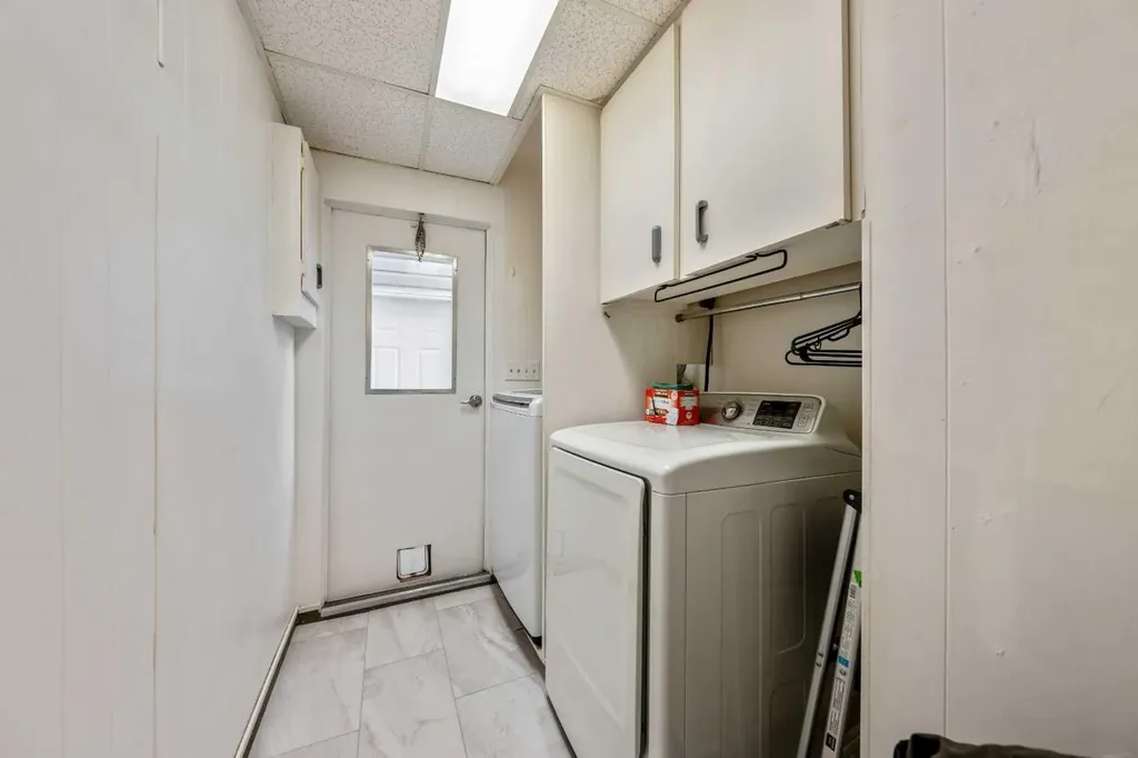 222082 Highway 817 Rural Wheatland County AB T0J 0M0