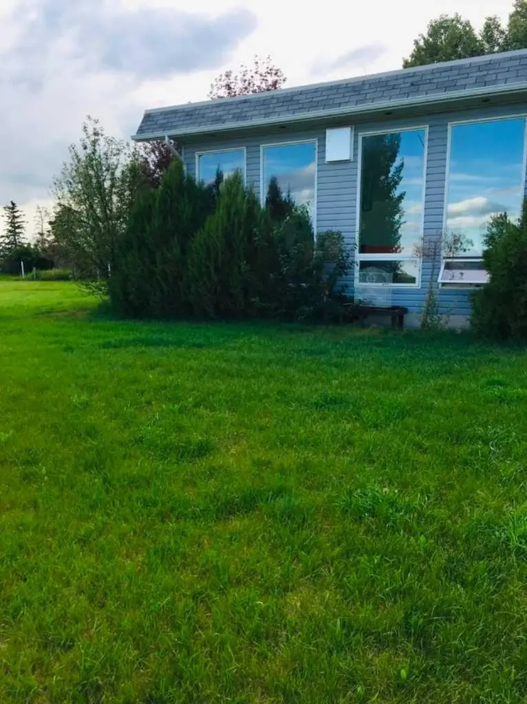 222082 Highway 817 Rural Wheatland County AB T0J 0M0