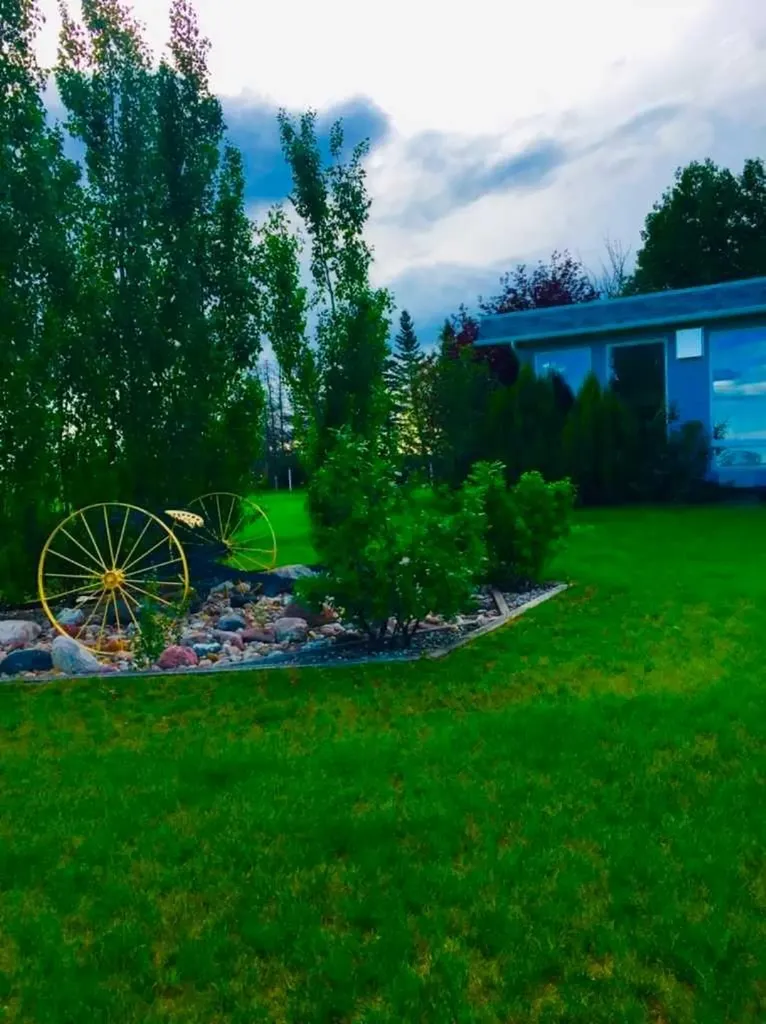 222082 Highway 817 Rural Wheatland County AB T0J 0M0