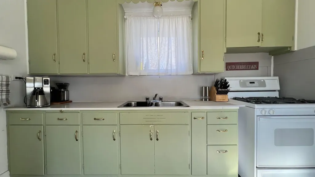 239 2nd Avenue W Craigmyle AB T0J 0T0
