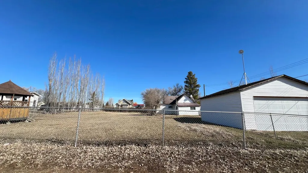239 2nd Avenue W Craigmyle AB T0J 0T0
