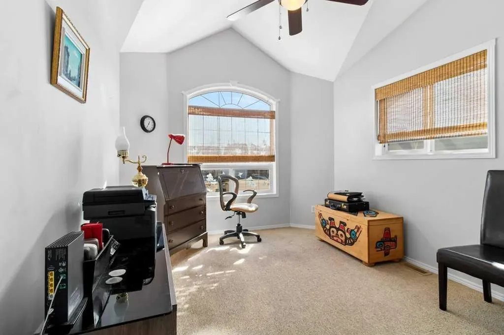 78 Lakeway Boulevard Sylvan Lake AB T4S 2P5