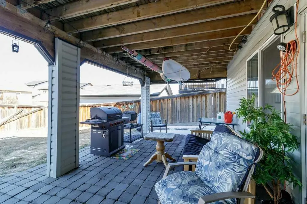 78 Lakeway Boulevard Sylvan Lake AB T4S 2P5