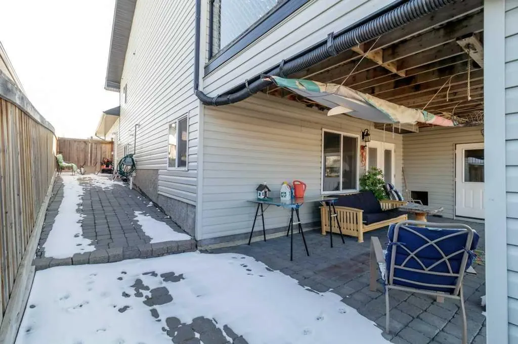 78 Lakeway Boulevard Sylvan Lake AB T4S 2P5