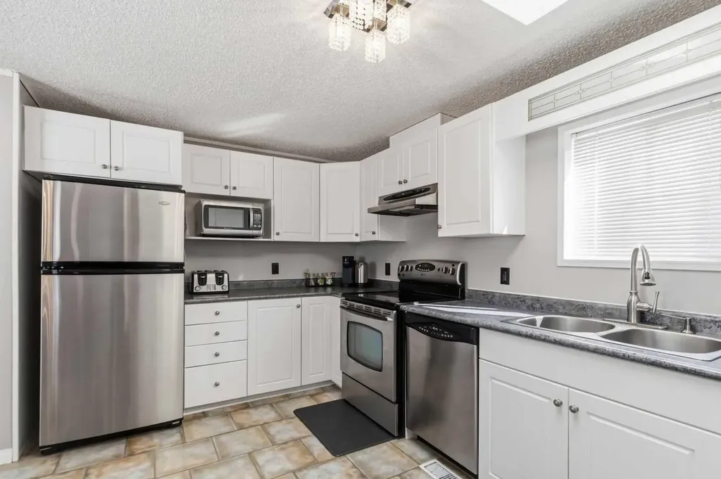189 Caouette Crescent Fort Mcmurray AB T9K 2H9