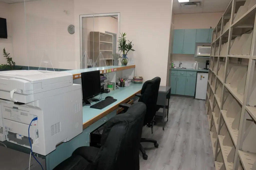 328 Centre Street SE Calgary AB T2G 4X6