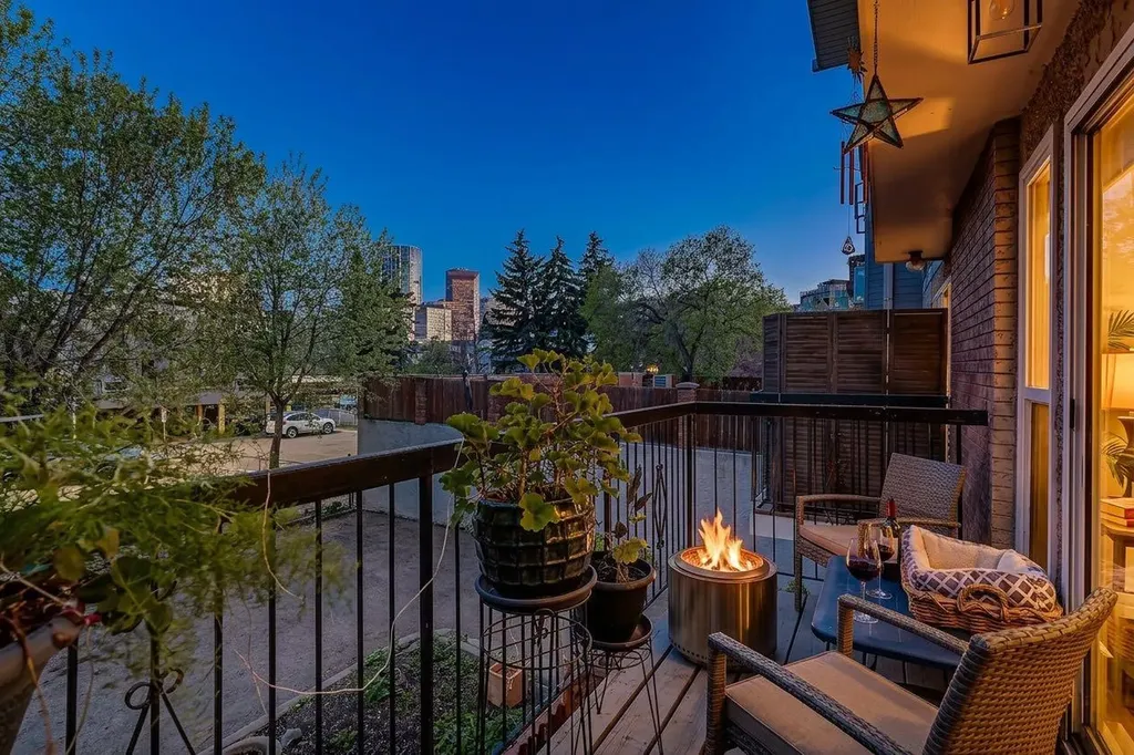 643 4 Avenue NE Calgary AB T2E 0J9