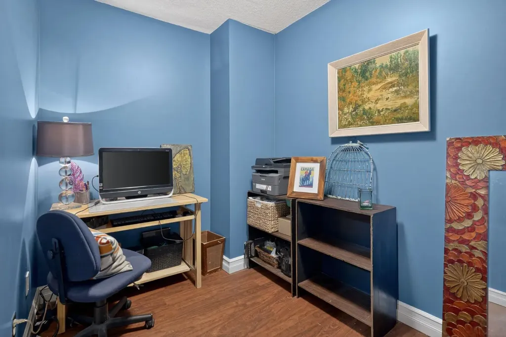 643 4 Avenue NE Calgary AB T2E 0J9