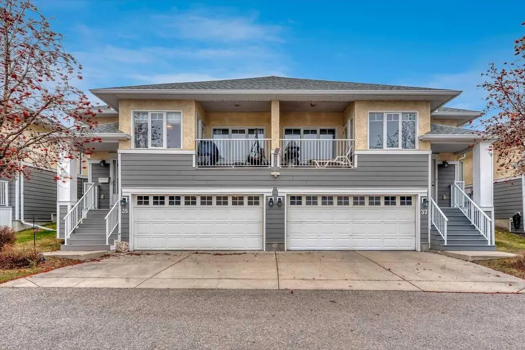 72 Millside Drive SW Calgary AB T2Y 2P9