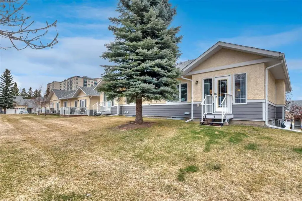72 Millside Drive SW Calgary AB T2Y 2P9
