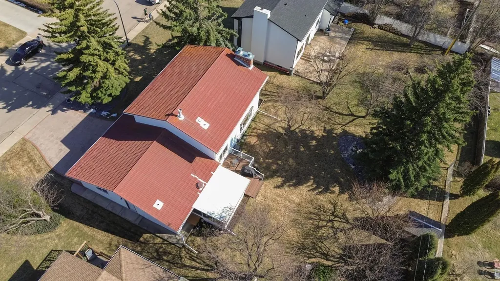 3510 43a Avenue Red Deer AB T4N 3G1