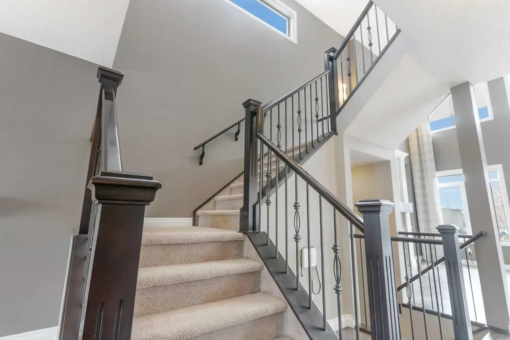 928 East Lakeview Road Chestermere AB T1X 1R2