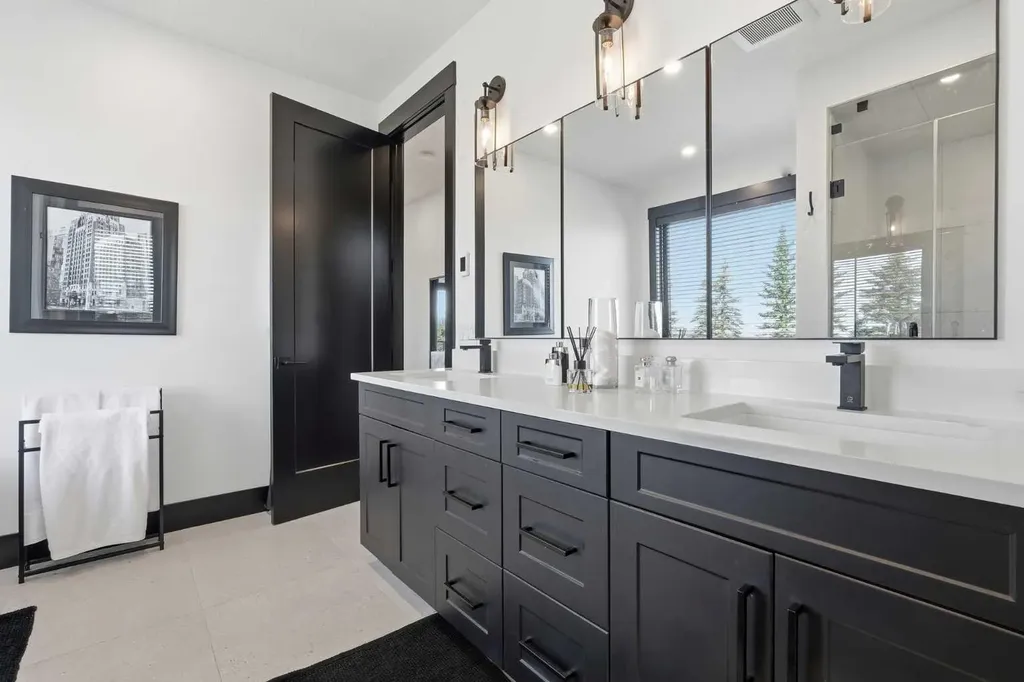 3 Shannon Mews Rural Foothills County AB T1S 5B4